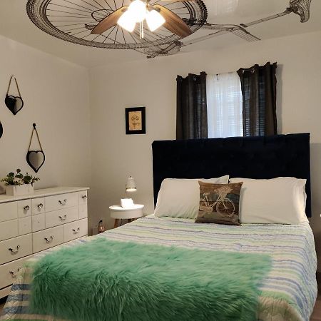 Venice Beach Within 5 Min Drive, Near The Tennis Courts And Park, Sleeps 5 Nokomis Zewnętrze zdjęcie