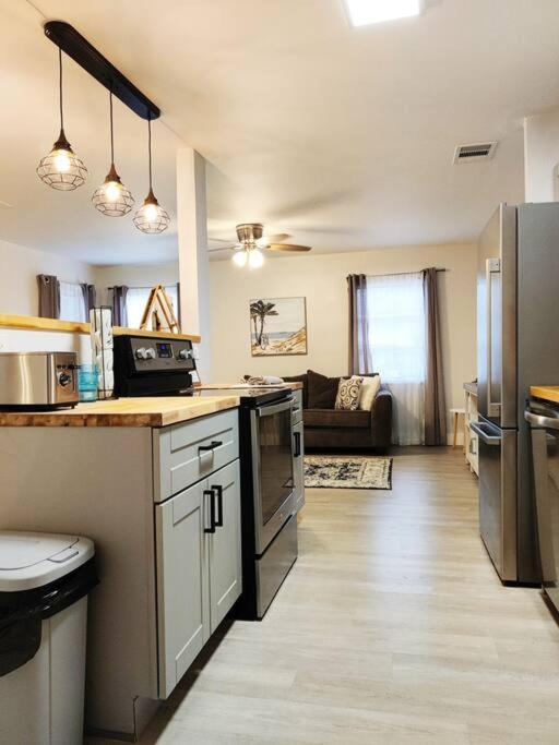 Venice Beach Within 5 Min Drive, Near The Tennis Courts And Park, Sleeps 5 Nokomis Zewnętrze zdjęcie