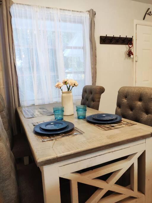Venice Beach Within 5 Min Drive, Near The Tennis Courts And Park, Sleeps 5 Nokomis Zewnętrze zdjęcie